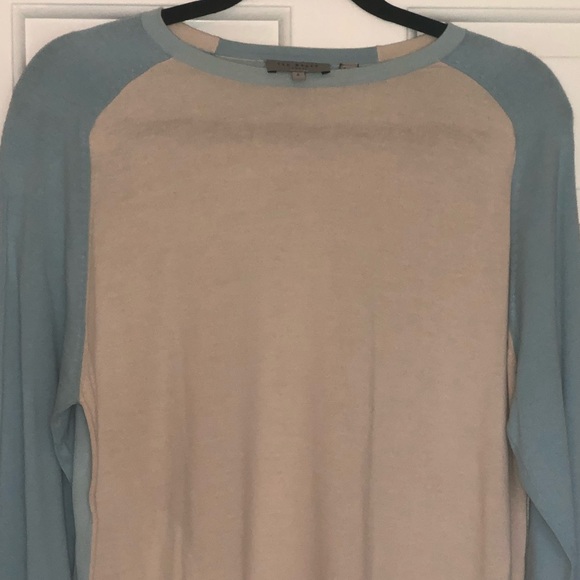 Ted Baker lightweight sweater in Ivory/Lt Blue sz4 - Picture 2 of 6